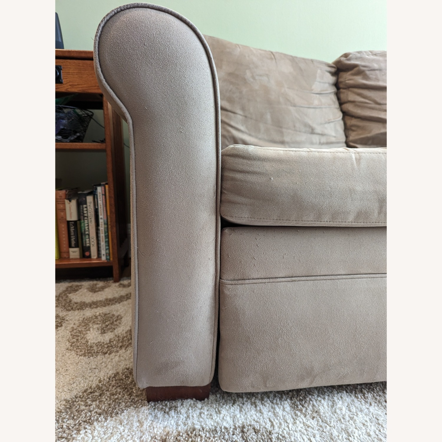 Microfiber Queen Sleeper Sofa - Aptdeco for Comparing Santo Foam Beige Microfiber to Other Fabric Types