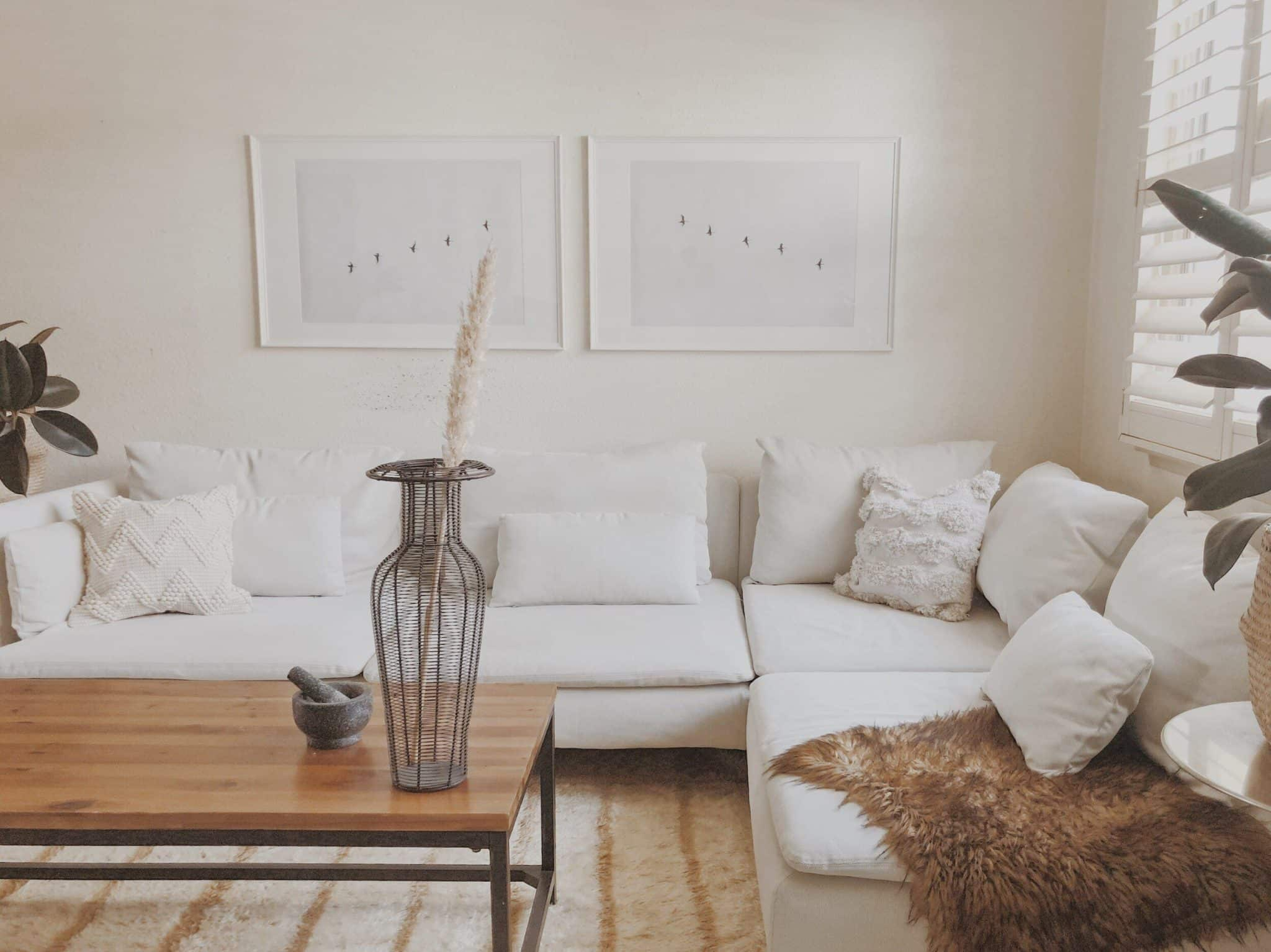 Minimal Decor Ideas For A Clean And Serene Living Space - A House In ... within Designing a Serene Space with the Canterbury Natural White Chest
