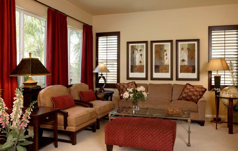 Cheap Home Decor Ideas | Vintage Home in Decorating With Antiques: Sit Pretty On Settees And Sofas
